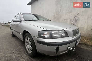 Универсал Volvo V70 2004 в Малине