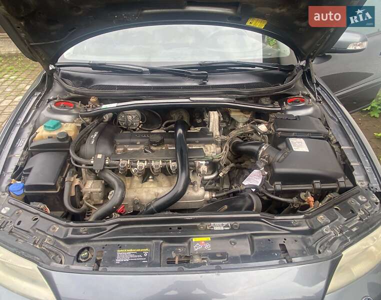 Универсал Volvo V70 2006 в Черновцах