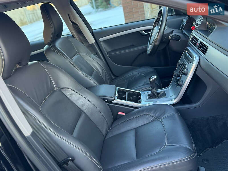 Универсал Volvo V70 2015 в Стрые