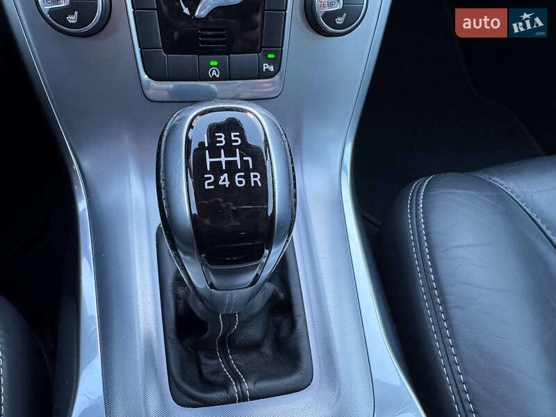 Универсал Volvo V70 2015 в Стрые