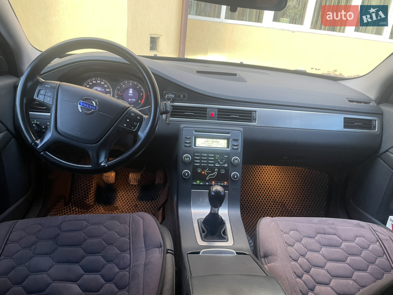 2010 Volvo V70 - мініатюра 31