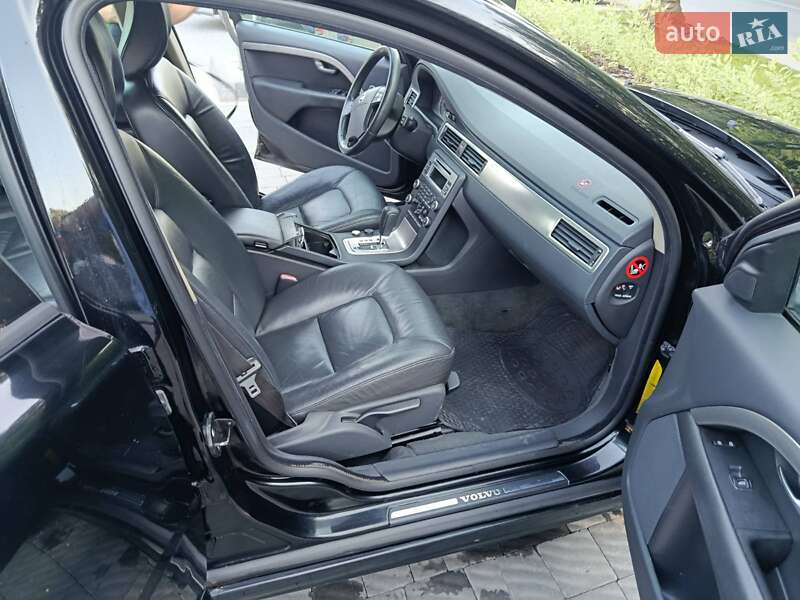 Универсал Volvo V70 2007 в Самборе