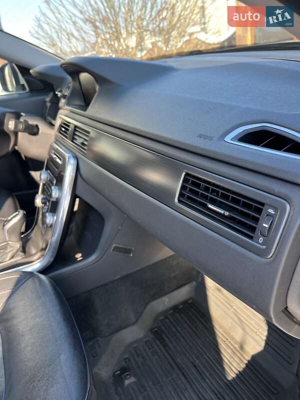 Универсал Volvo V70 2014 в Чорткове фото 28 Универсал Volvo V70 2014 в Чорткове
