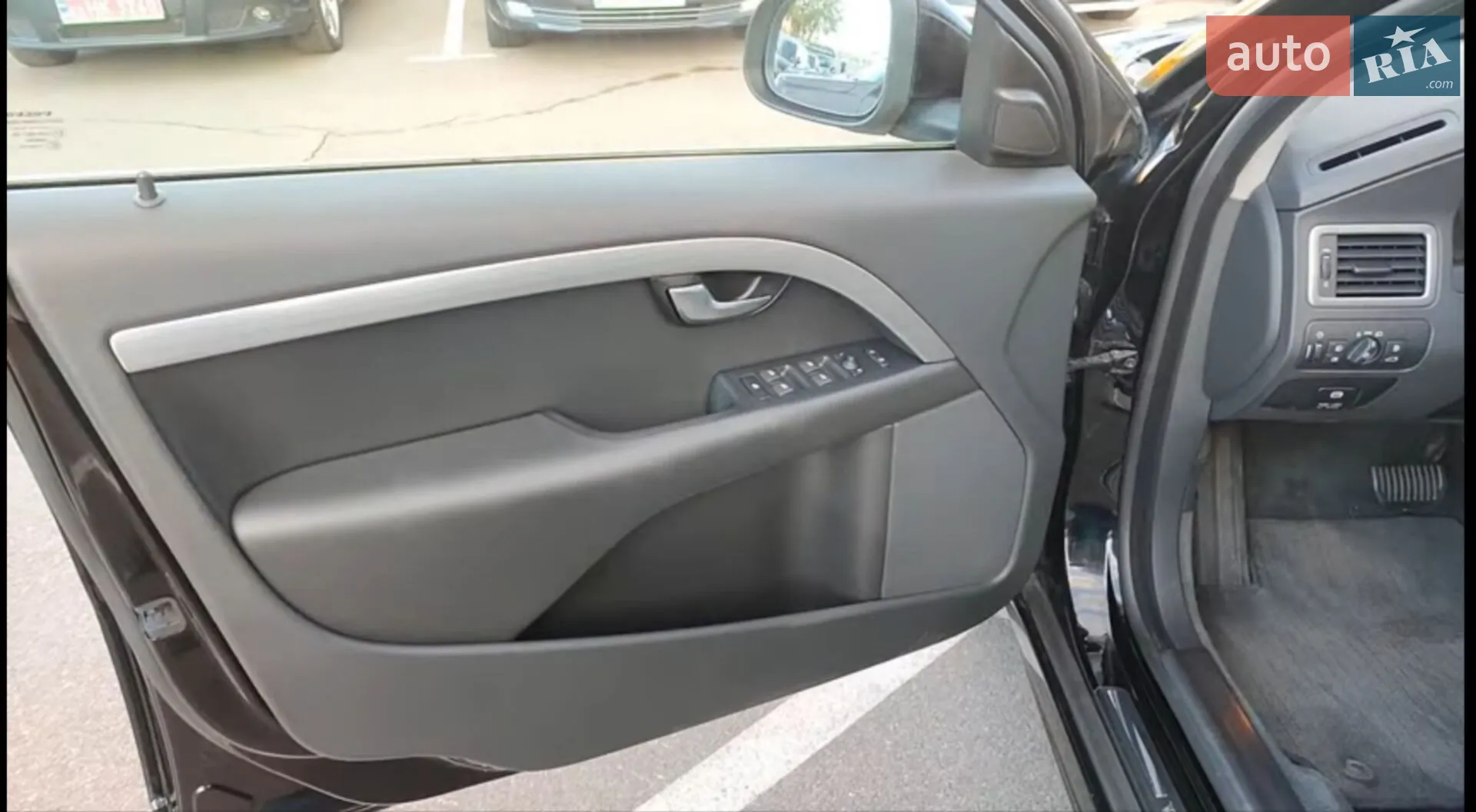 2011 Volvo V70 - мініатюра 26