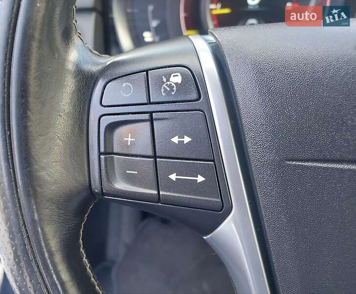 Универсал Volvo V70 2015 в Бродах фото 27 Универсал Volvo V70 2015 в Бродах