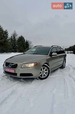 Универсал Volvo V70 2010 в Луцке
