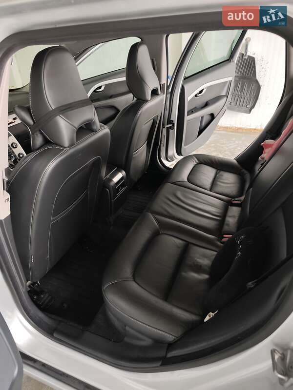 Универсал Volvo V70 2016 в Тернополе