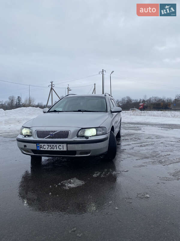 Volvo V70 2000