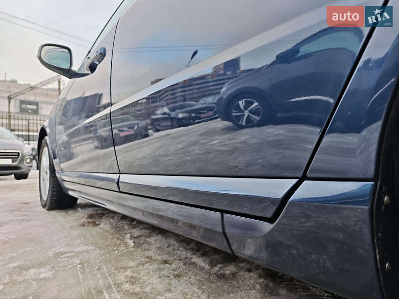 Универсал Volvo V70 2012 в Киеве фото 12 Универсал Volvo V70 2012 в Киеве