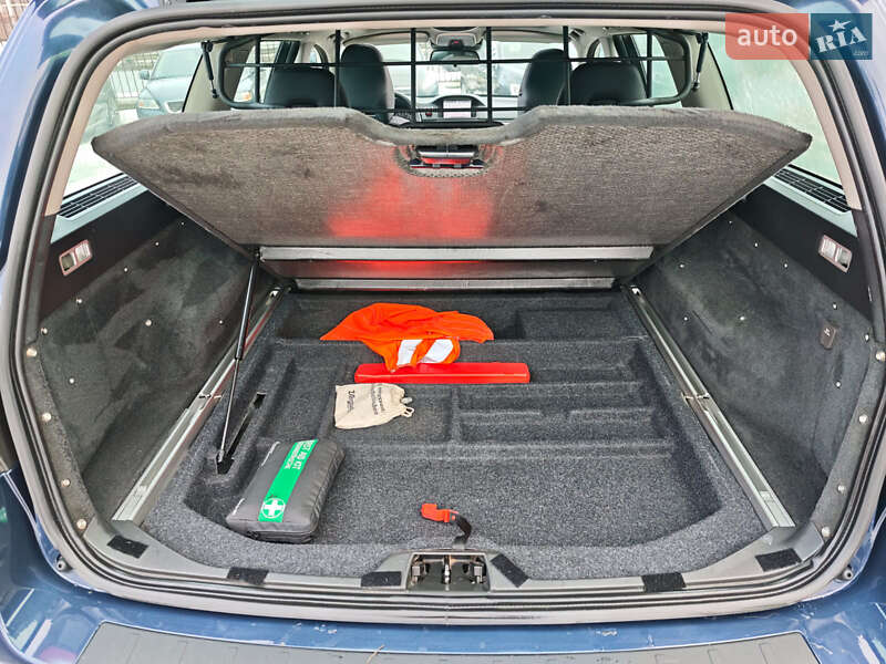 Универсал Volvo V70 2012 в Киеве фото 15 Универсал Volvo V70 2012 в Киеве