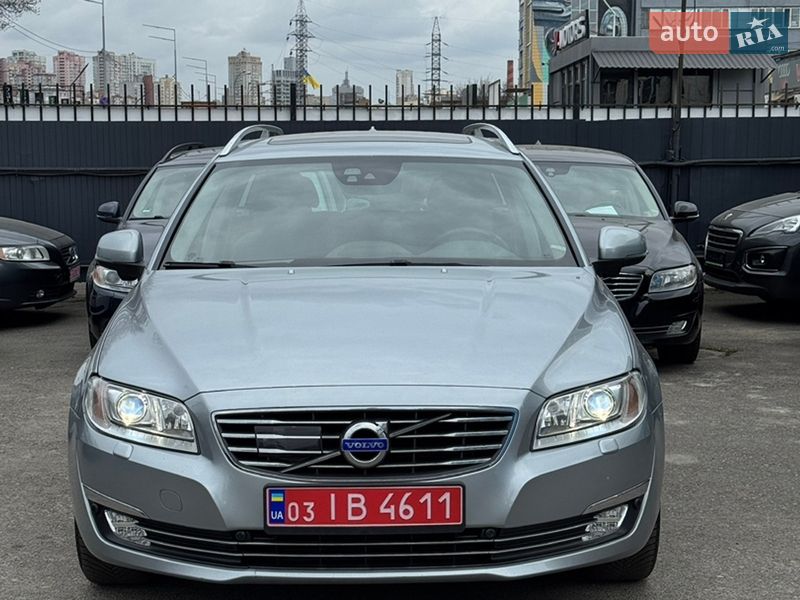 Универсал Volvo V70 2015 в Киеве