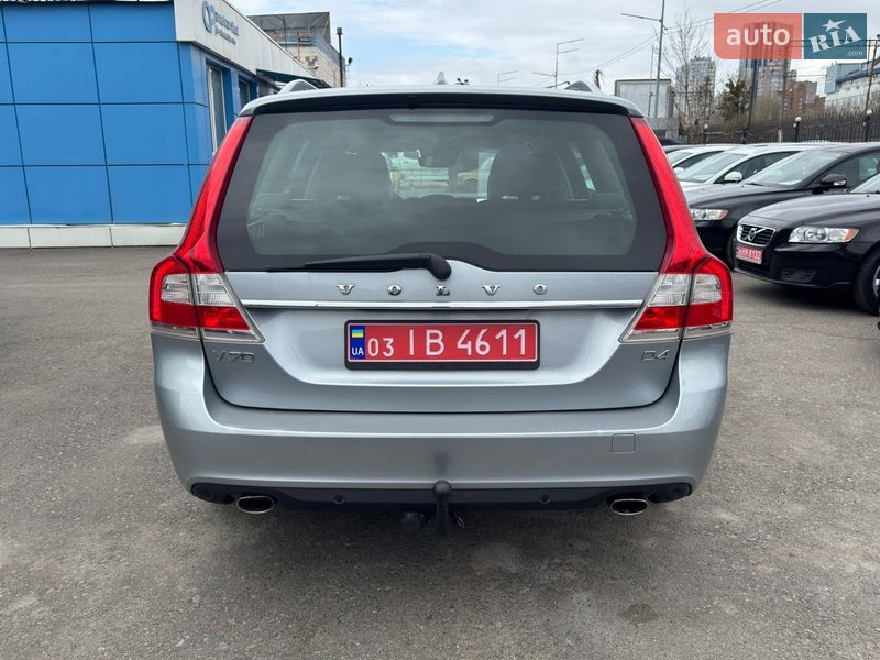 Универсал Volvo V70 2015 в Киеве