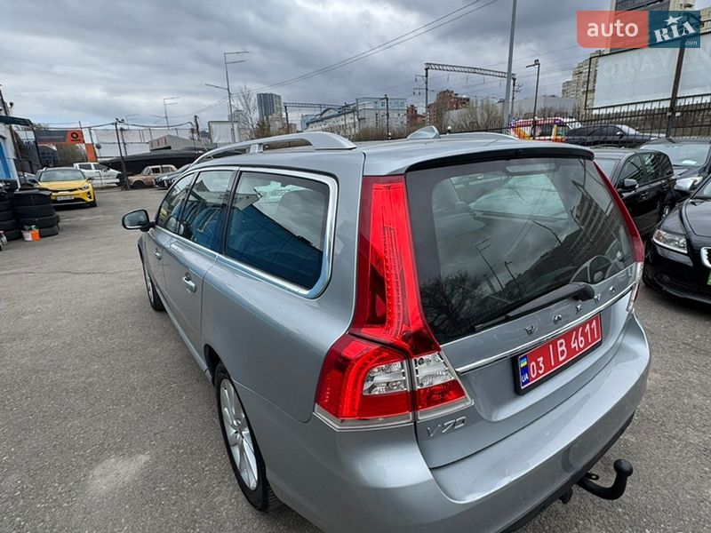 Универсал Volvo V70 2015 в Киеве