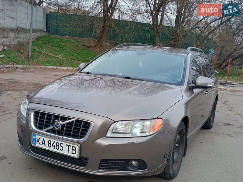 Універсал Volvo V70 2008 в Києві