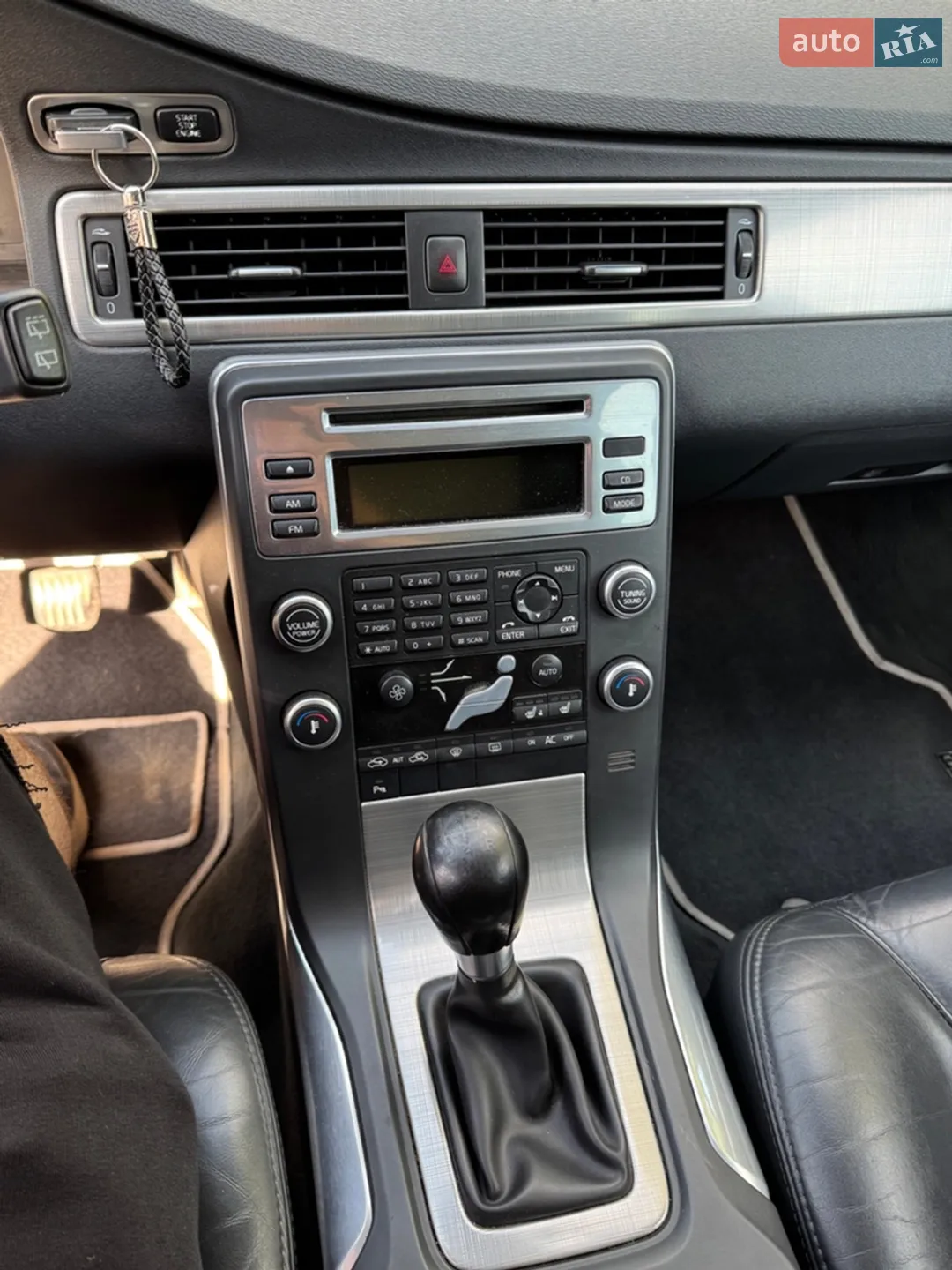 2010 Volvo V70 - мініатюра 11