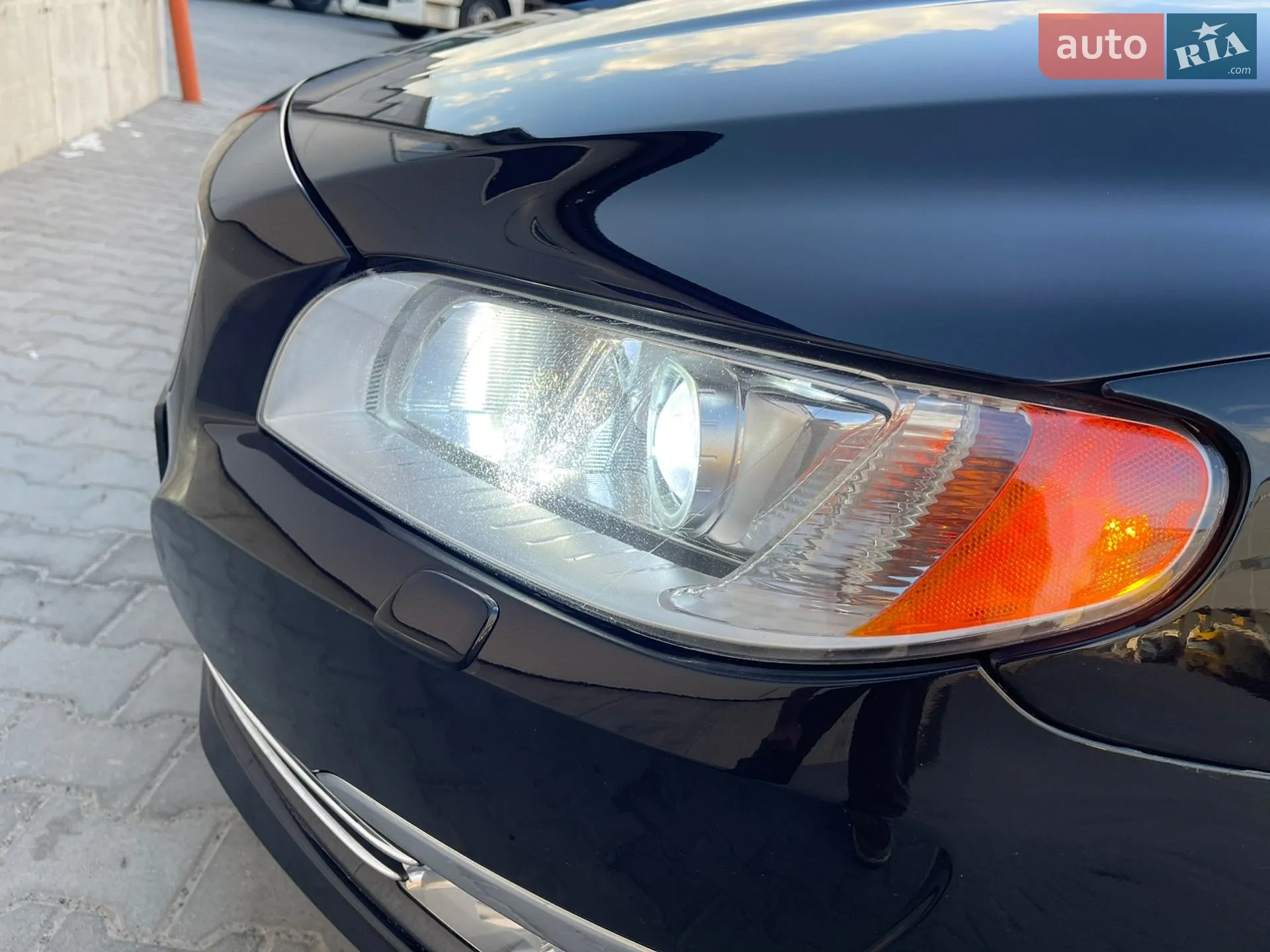 2013 Volvo V70 - мініатюра 26