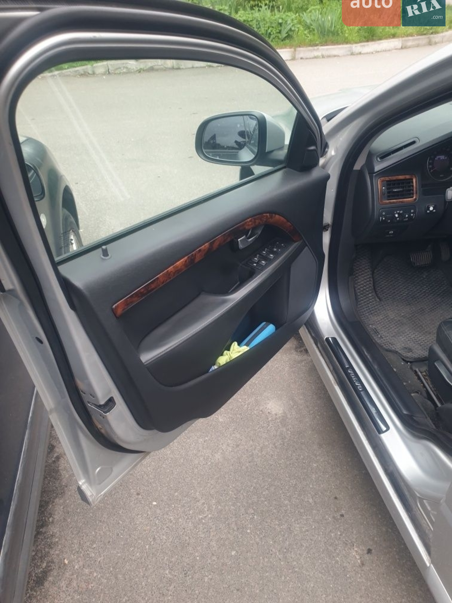 Volvo V70 2011