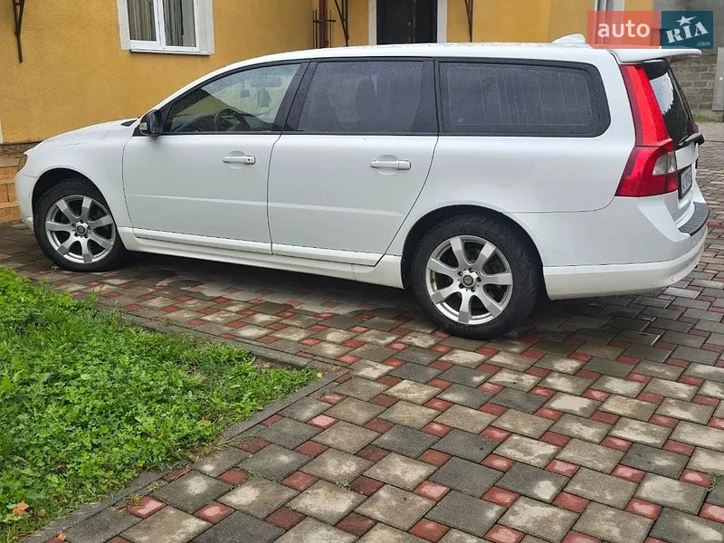 Volvo V70 2009