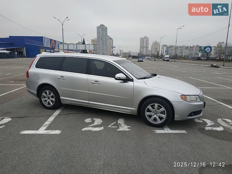 Volvo V70 2013