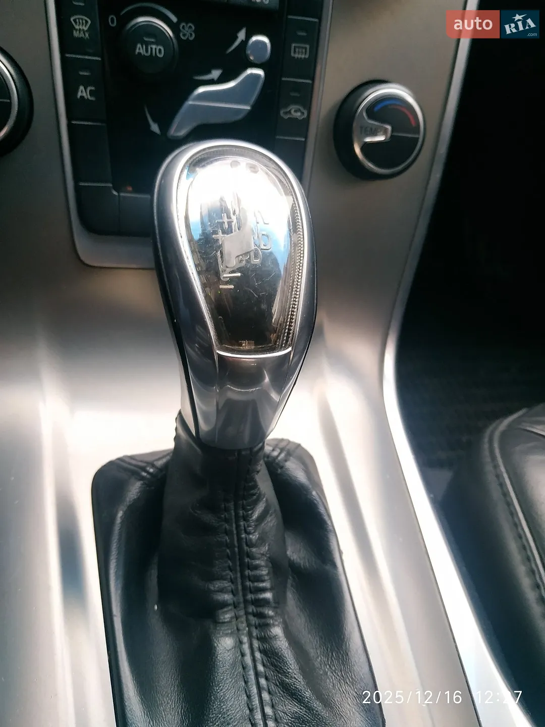2013 Volvo V70 - мініатюра 117