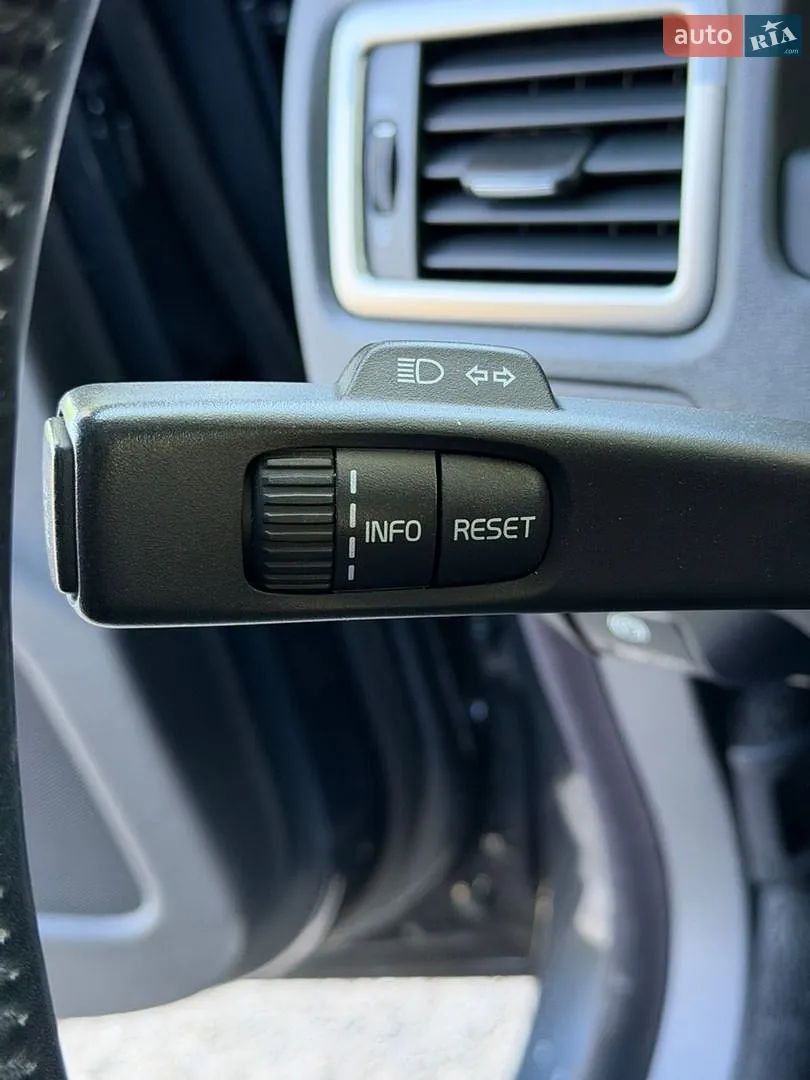 2012 Volvo V70 - мініатюра 25