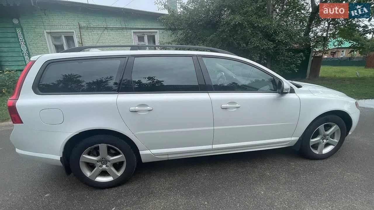2010 Volvo V70 - мініатюра 4