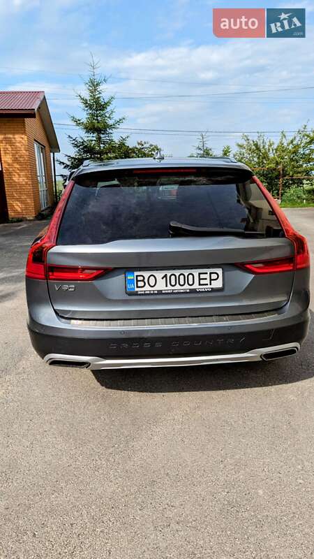 Універсал Volvo V90 Cross Country 2017 в Тернополі