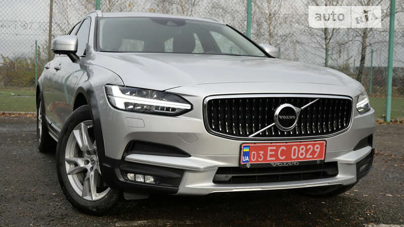 Универсал Volvo V90 Cross Country 2019 в Львове