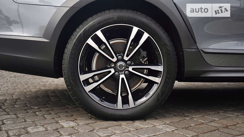 Универсал Volvo V90 Cross Country 2017 в Львове фото 20 Универсал Volvo V90 Cross Country 2017 в Львове