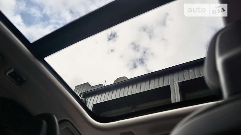 Универсал Volvo V90 Cross Country 2017 в Львове фото 39 Универсал Volvo V90 Cross Country 2017 в Львове