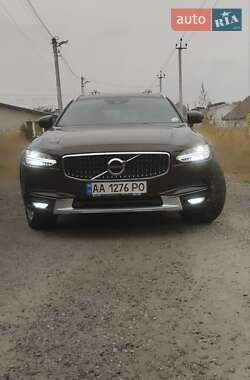 Volvo V90 Cross Country 2017