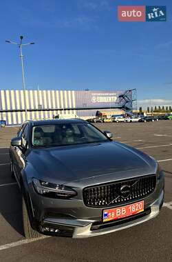 Volvo V90 Cross Country 2017