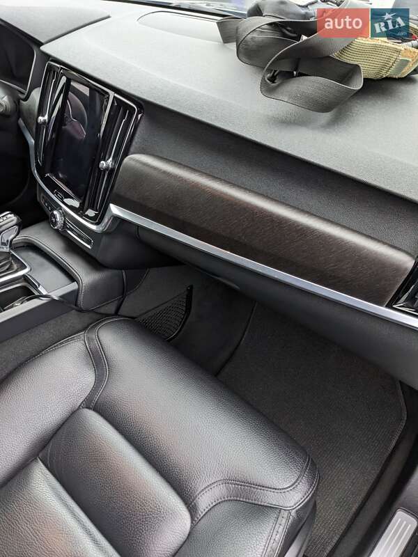 Універсал Volvo V90 Cross Country 2017 в Рівному фото 16 Універсал Volvo V90 Cross Country 2017 в Рівному