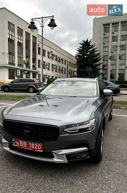 Универсал Volvo V90 Cross Country 2017 в Ровно