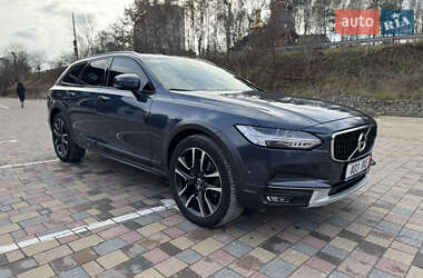 Универсал Volvo V90 Cross Country 2017 в Тернополе