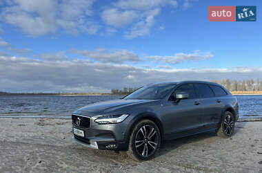 Volvo V90 Cross Country 2020