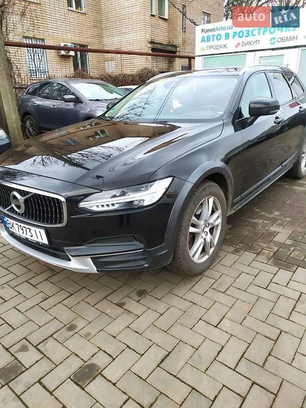 Універсал Volvo V90 Cross Country 2017 в 