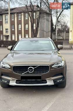 Універсал Volvo V90 Cross Country 2017 в Кам'янському