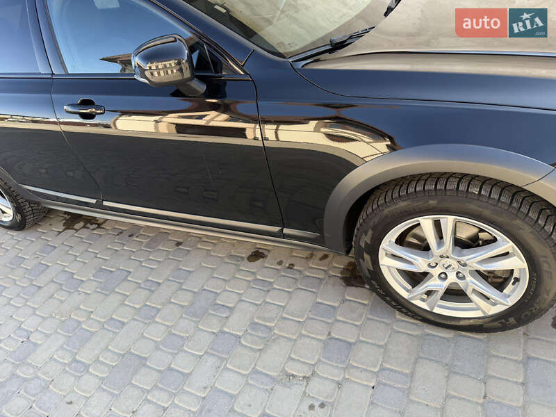 Універсал Volvo V90 Cross Country 2019 в Теребовлі