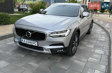 Универсал Volvo V90 Cross Country 2019 в Киеве