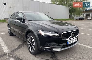 Универсал Volvo V90 Cross Country 2020 в 