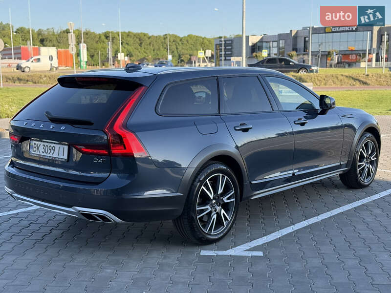 Универсал Volvo V90 Cross Country 2018 в Луцке