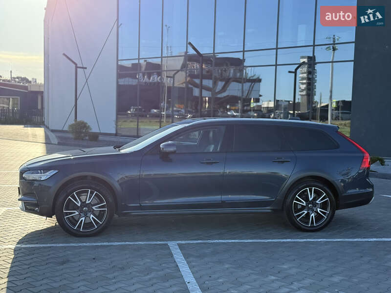 Универсал Volvo V90 Cross Country 2018 в Луцке