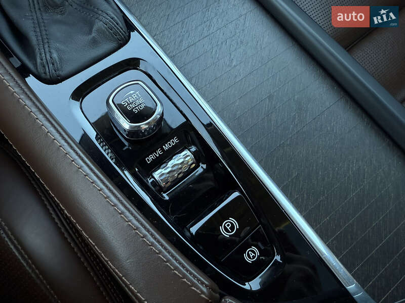 Универсал Volvo V90 Cross Country 2018 в Луцке