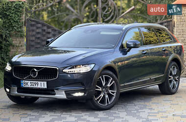 Универсал Volvo V90 Cross Country 2018 в Луцке