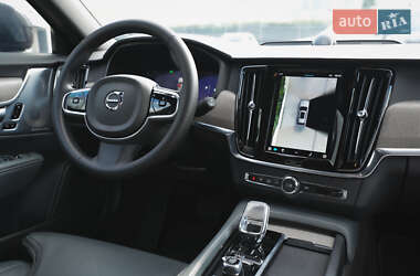 Універсал Volvo V90 Cross Country 2023 в 