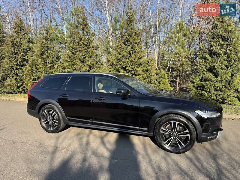 Універсал Volvo V90 Cross Country 2017 в Рівному