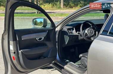 Универсал Volvo V90 Cross Country 2022 в 