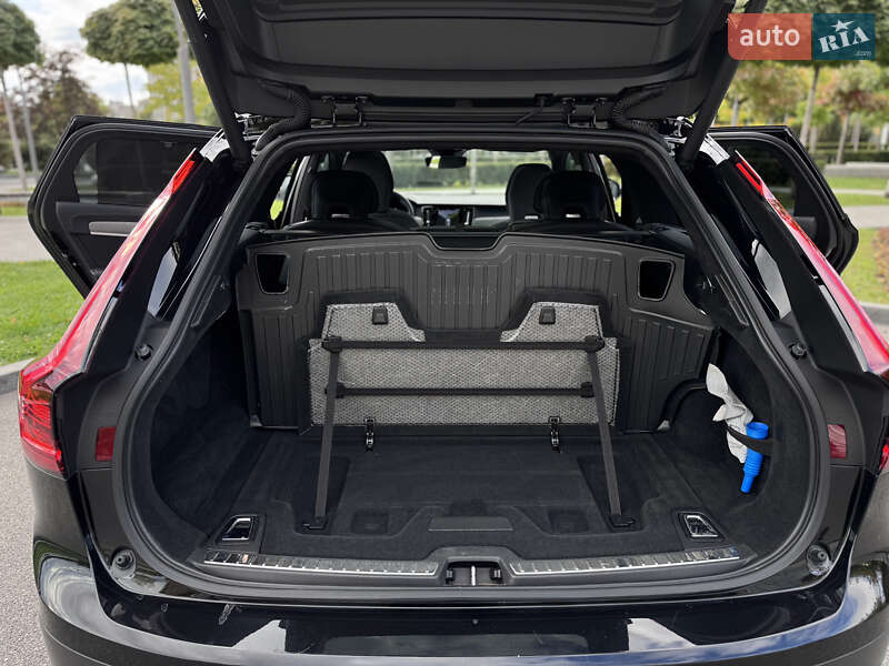 Універсал Volvo V90 Cross Country 2022 в Дніпрі фото 47 Універсал Volvo V90 Cross Country 2022 в Дніпрі