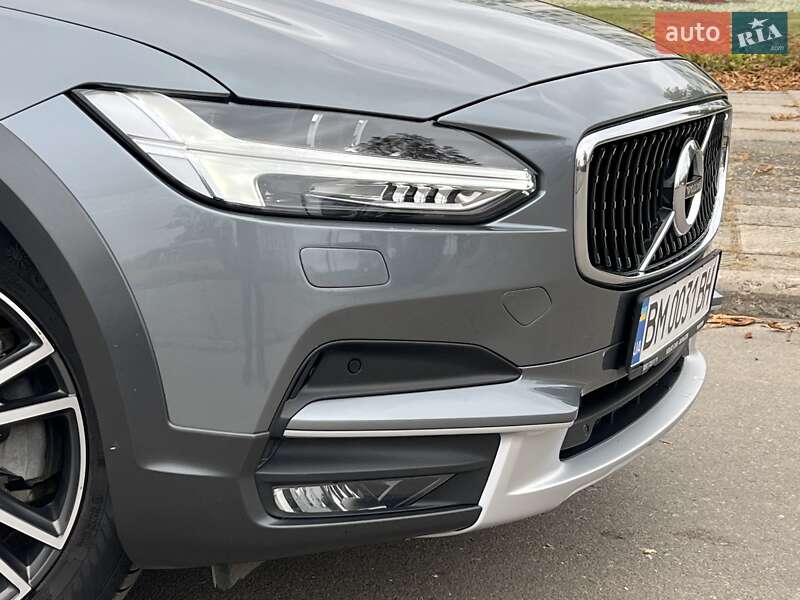 Універсал Volvo V90 Cross Country 2018 в Києві